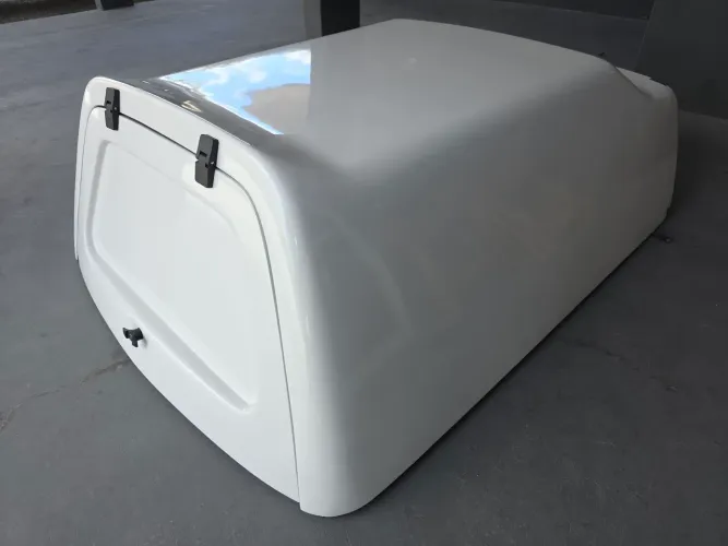 Capota de fibra Saveiro