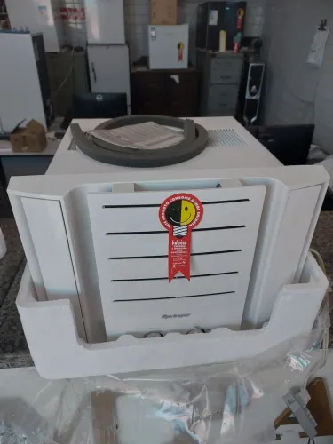 Ar condicionado Springer 7500 BTU novo sem uso!