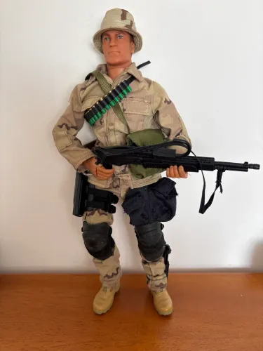 Boneco soldado de ação realista deserto exército guerreiro