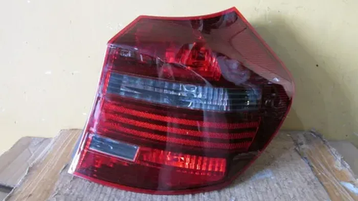 Lanterna Bmw Serie 1 2011 2012 L18051665