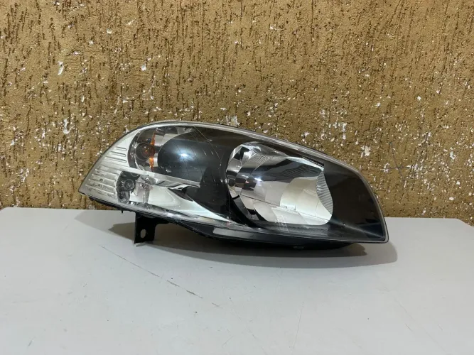 Farol direito Palio / Siena / Strada 2013/2014/2015/2016/2017/2018/2019