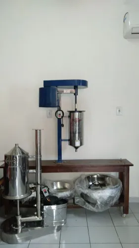 Maquina de bater açaí 