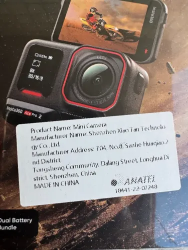 Insta360 AcePro2 8K Câmera Melhor que Go Pro Tela Touch Flip com I.A (Pack com 2 Baterias)