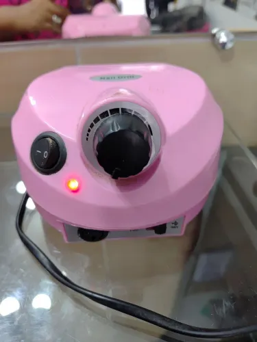 Aparelho para manicure e pedicure