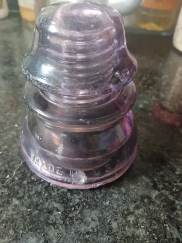 Isolador de vidro púrpura ou ateísta, vintage usa usado