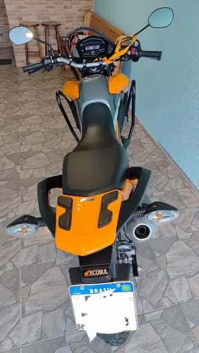 Vendo moto bros 160 2019 
