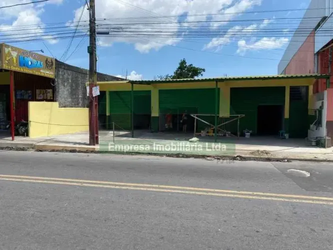 VENDE-SE PONTO COMERCIAL EM AVENIDA PRINCIPAL