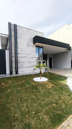 Casa Condomínio Quintal Espaçoso Residencial Volpi Araraquara
