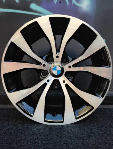 Rodas aro 17 bmw 320i/116/x1 ( diamante c/preto)