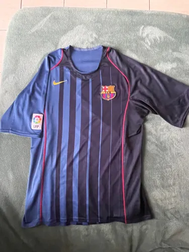 Camisa Retro Barcelona Away 2004/2005 Original - Nike