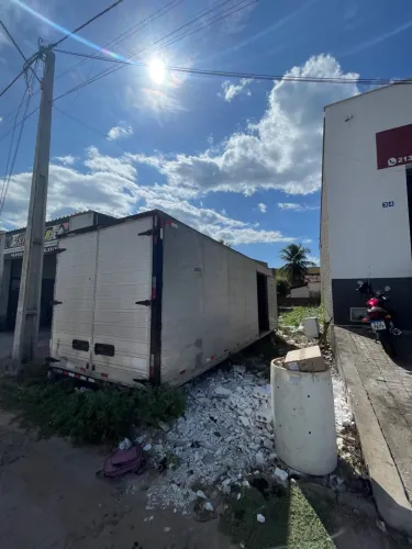 Vende-se terreno 151,06m2 no centro de Horizonte loteamento Castelo Branco