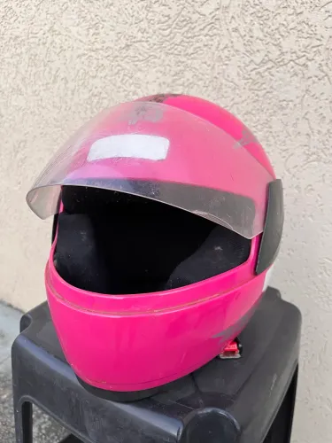 Capacete feminino 