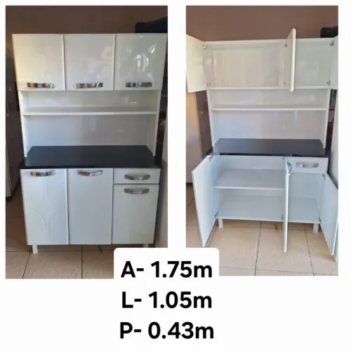 Armários novos de aço 900