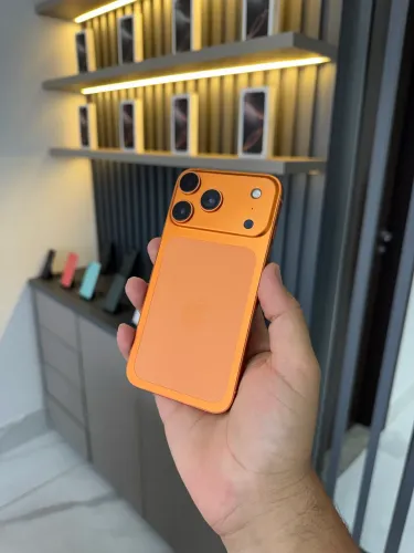 iPhone XR 128 gigas adaptado para 17 Pro
