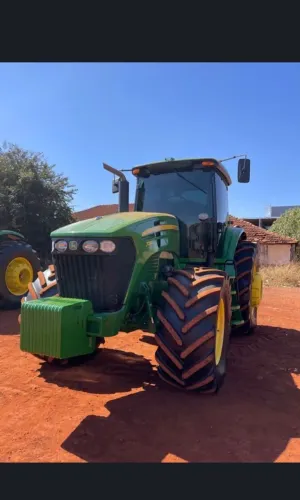 Trator John Deere 