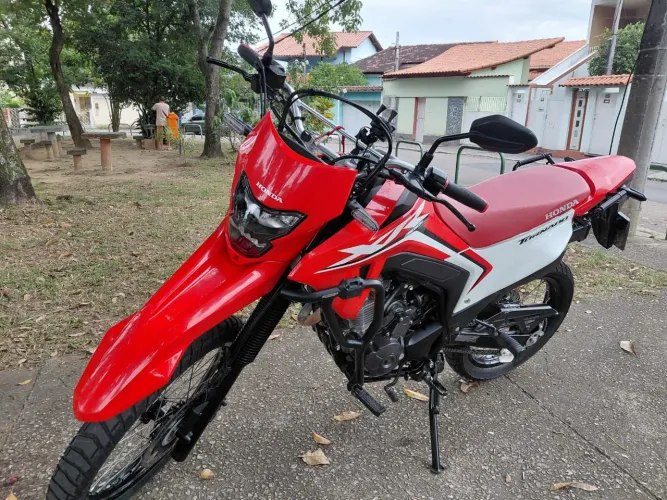 Honda tornado impecável 2025. 