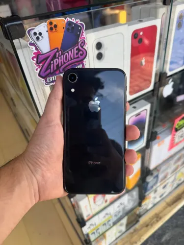 iPhone XR