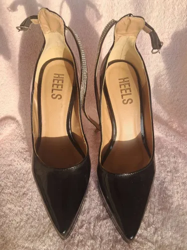 Sandálias HEELS 37