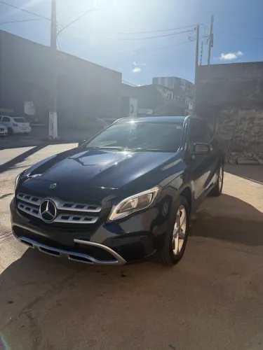 Mercedes-Benz GLA 200 Adv. 1.6/1.6 TB 16V Flex Aut. 2018