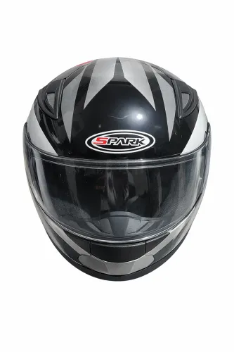 Capacete EBF Spark, preto e branco, modelo E17, tamanho 60, seminovo.