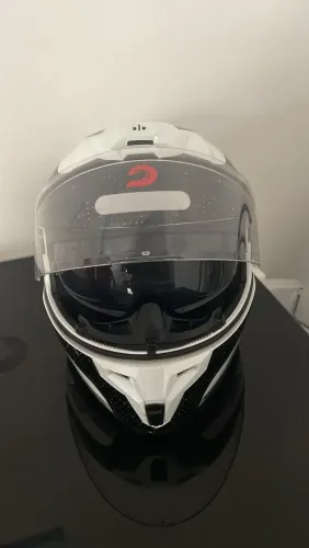 Capacete tamanho 56 seminovo, valor 450