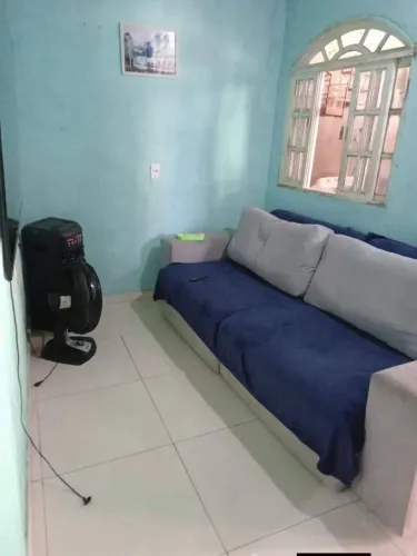 Vendo duas casas na escadaria grande data 100 mil as duas