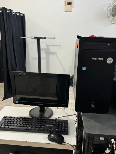 1 CPU 2 telas 2 teclados 2 mouse por R$900,00