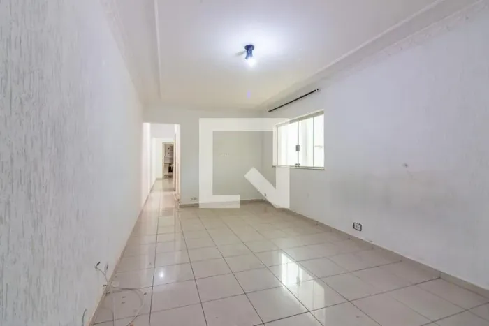 Casa à Venda - Jaguaribe, 4 Quartos, 250 m2