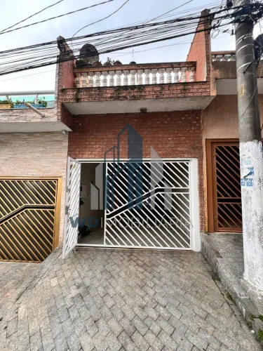 Casa à venda no bairro Vila Carmosina - São Paulo/SP