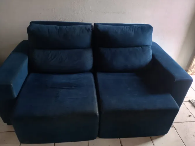 Sofá retrátil e reclinável