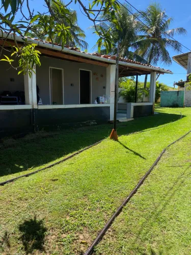 ALUGA-SE CASA DE PRAIA