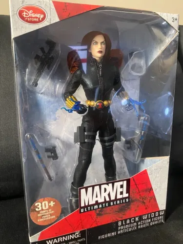 Boneca Black Widow (Viúva Negra) Premium Action Figure