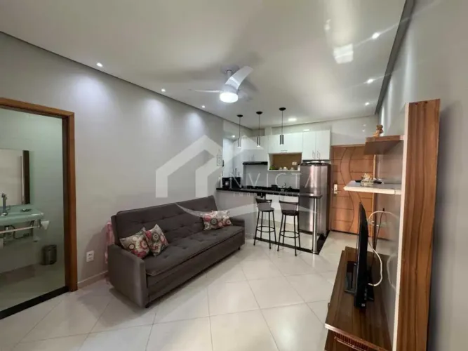 QUARTO E SALA REFORMADO COM PORTEIRA FECHADA PRÓXIMO DO METRÔ E DA PRAIA!!!