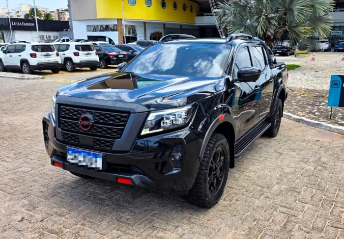Nissan Frontier Pro4x CD 4X4 2.3 Bi-TB Die. AUT 2024