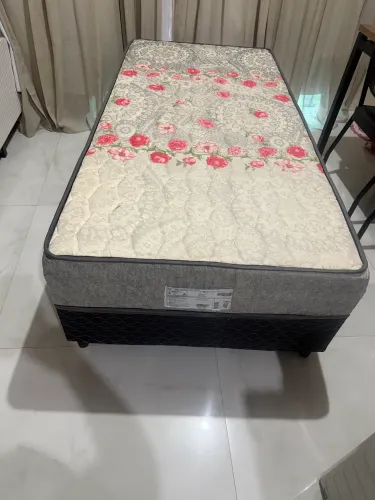 Cama Seminova 5 meses de uso