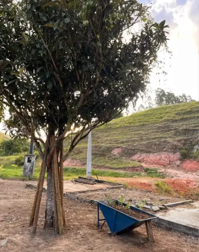 Terreno 1000m quadrados