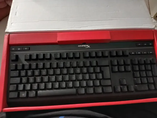 Teclado HYPERX