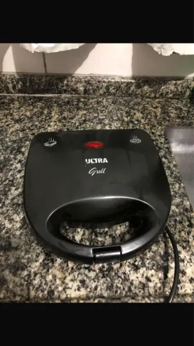 Sanduicheira elétrica