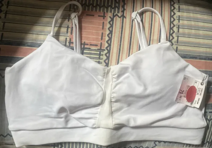 ? Top Branco Feminino - TAM M - novo com etiqueta