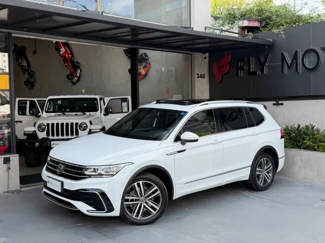 Volkswagen Tiguan Allspac R-line 300 TSI 2.0 2025