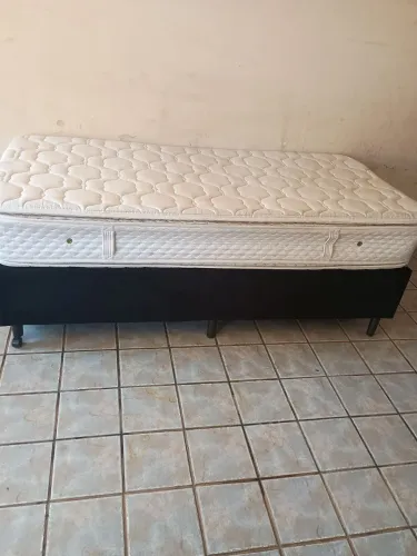Cama box solteiro com colchão 