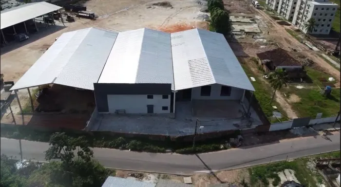 Aluga-se Mega Galpão 2.000m2