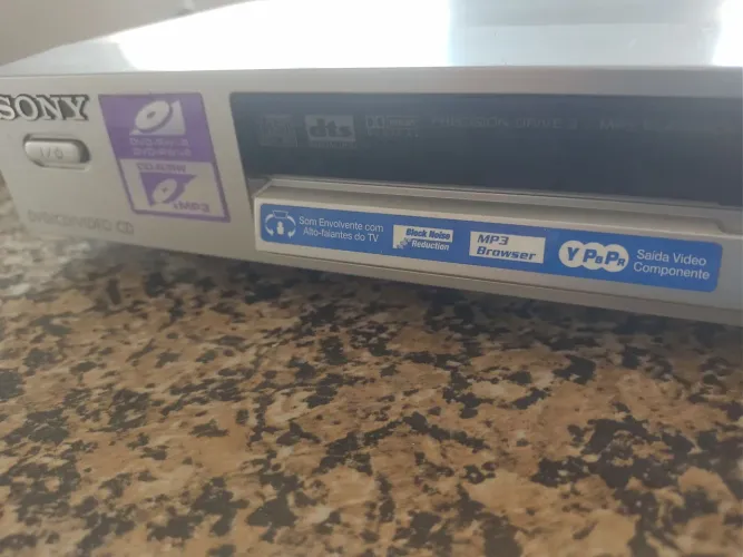 Dvd Sony modelo DVP NS325 com controle 