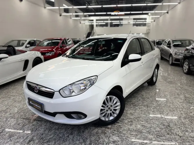 Fiat Grand Siena Tetrafuel 1.4 EVO F. Flex 8V 2016