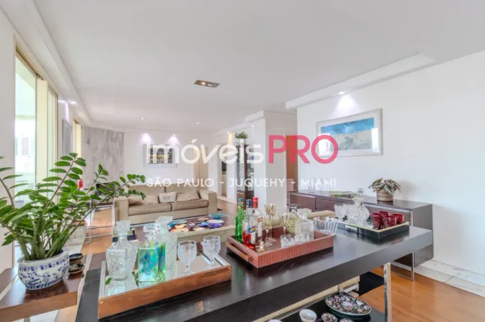 Apartamento 237m² para Venda no Campo Belo