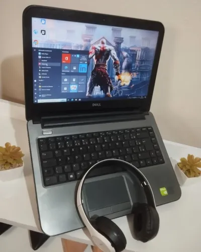 Notebook Dell Intel Core i5 8GB RAM HD SSD placa de vídeo Nvidia dedicada