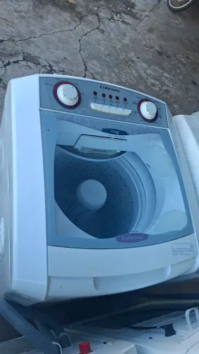 Máquina de lavar roupa 