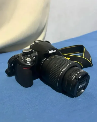 Vendo Nikon D3100 - Excelente Estado