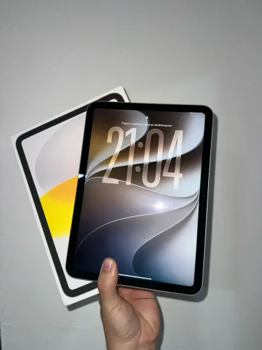 iPad 11 128Gb - Igual a novo