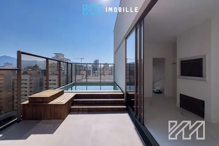 Cobertura Duplex no Edifício Jardim das Américas em Itapema